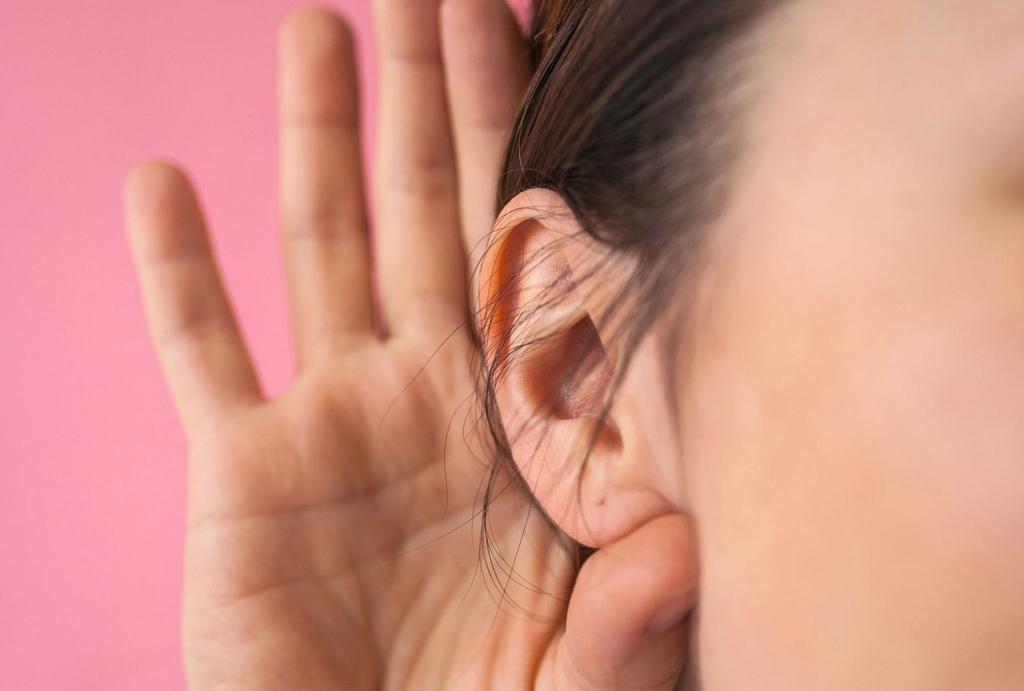 dấu hiệu ráy tai mèo bất thường