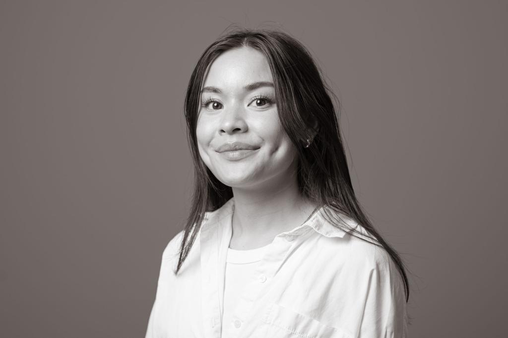 nhau mèo đen